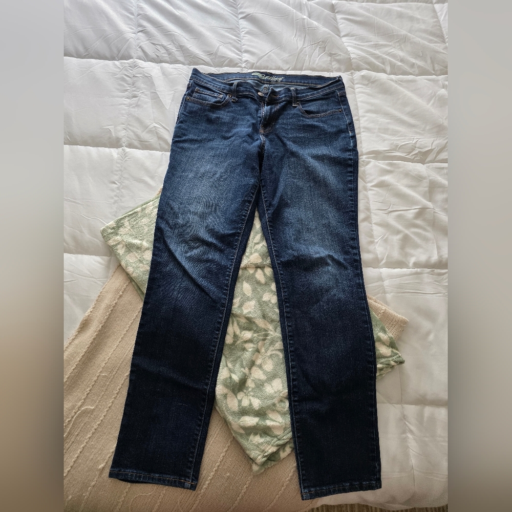 Old Navy Sweatheart Dark Indigo Straight-Leg Women's Jeans